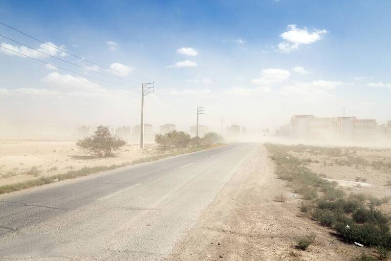 طوفان نمک در جاده ارومیه به تبریز