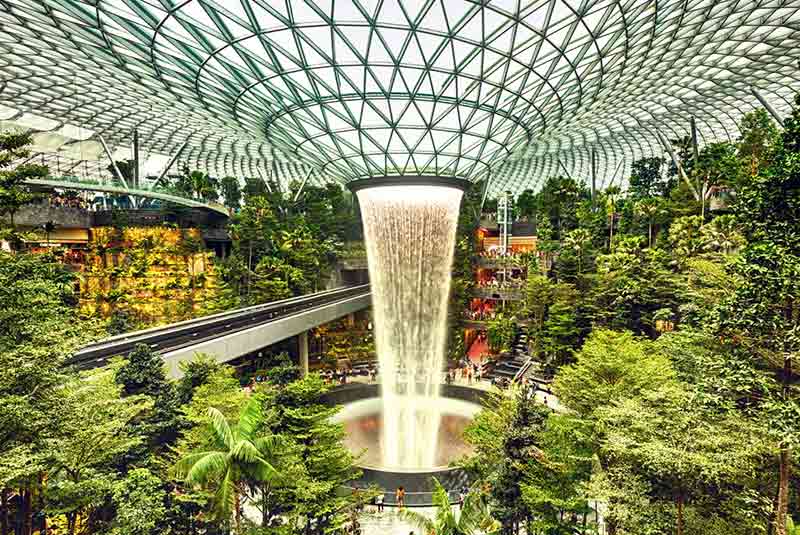 فرودگاه زیبای سنگاپور