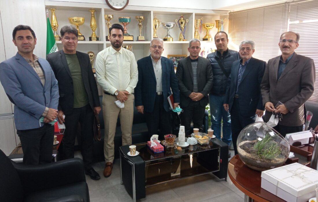 دیدار رئیس هیئت کوه‌نوردی و صعودهای ورزشی استان و هیئت همراه با سرپرست تربیت‌بدنی و سلامت شهرداری مشهد