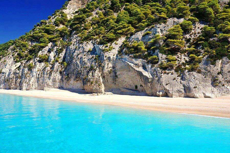 جزیره لفکادا یونان