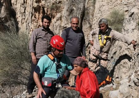 نجات فرد گرفتار شده در ارتفاعات ” گناوه ” گچساران