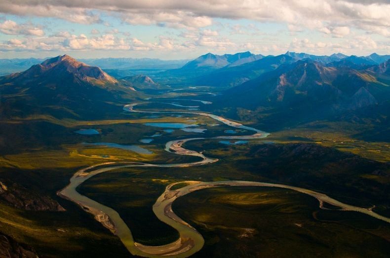 رودخانه پرپیچ و خم آلاسکا