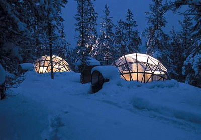 هتل ایگلو/ کلبه ای شیشه ای با دید ۳۶۰ درجه در لاپلند فنلاند