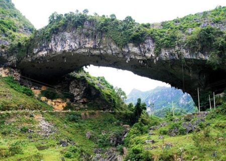 بزرگترین پل طبیعی جهان در چین