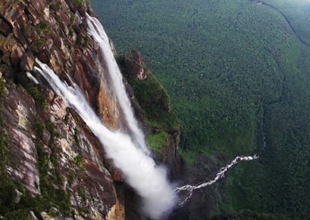 آبشار سالتو آنجل در ونزوئلا