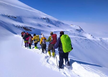 گزارش امداد رسانی به قله نواه کوه (یخچال )