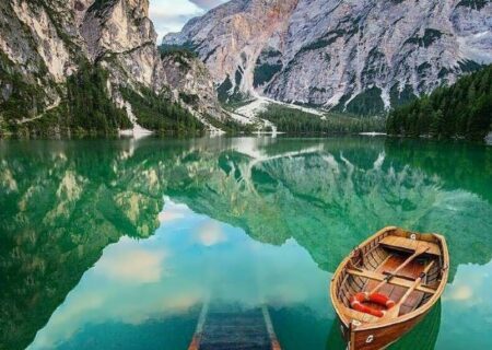 دریاچه لاگو دی بریس در ایتالیا