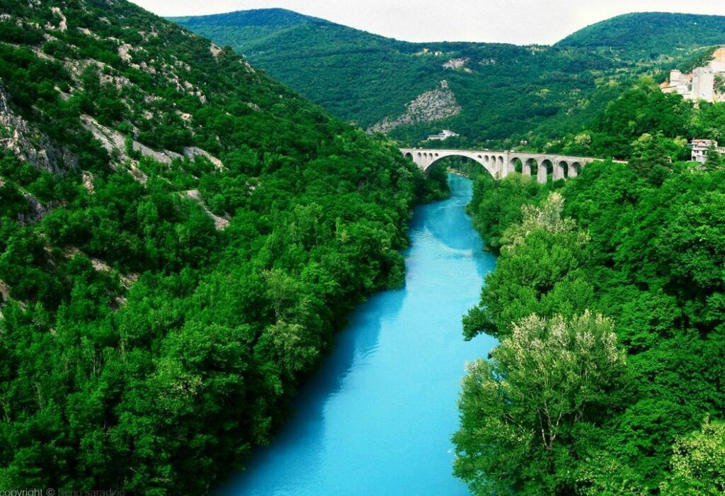 رودخانه سوکا در اسلوونی