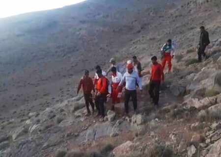 جسد بیجان مرد مفقود شده در کوه‌های دهاقان پیدا شد