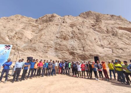 آغاز اولین جشنواره بین‌المللی صخره‌ نوردی در اردکان یزد