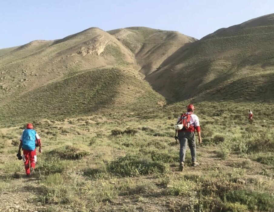 نجات جان ۲ طبیعت گرد گرفتار شده در ارتفاعات البرز جنوبی