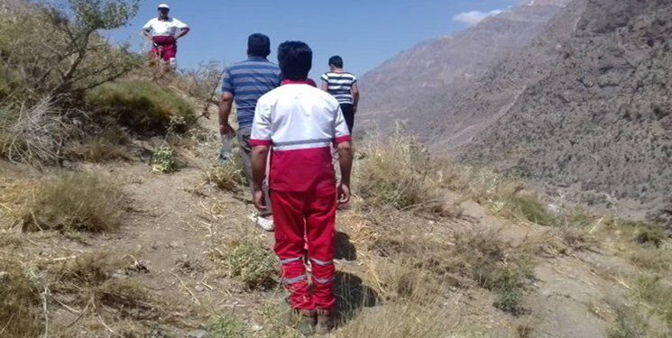 نجات جان شهروند کوهنورد دره‌شهری در منطقه کوهستانی «پشته کلم»