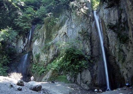 آبشار زیبای روستای زیارت