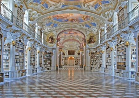 کتابخانه ادمونت ابی در اتریش