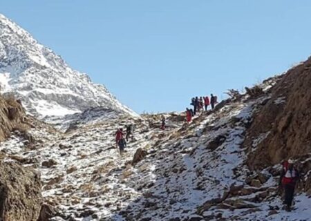 ۴ کوهنورد گرفتار در ارتفاعات کلوگان تهران نجات یافتند