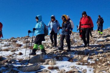 از صعود کوهنوردان به قله تا دیدار هیات مدیره تیم شهدای فجر ورامین با مدیرکل ورزش تهران