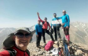 گزارش صعود یک روزه گروه کوهنوردی فتح شهرستان کلاردشت به قله کرماکوه ( ۴۰۲۰ متر )