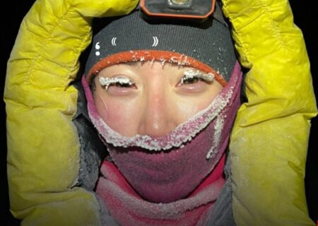 کوهنورد زن ۲۹ ساله  نهمین قله پروژه خود را صعود کرد