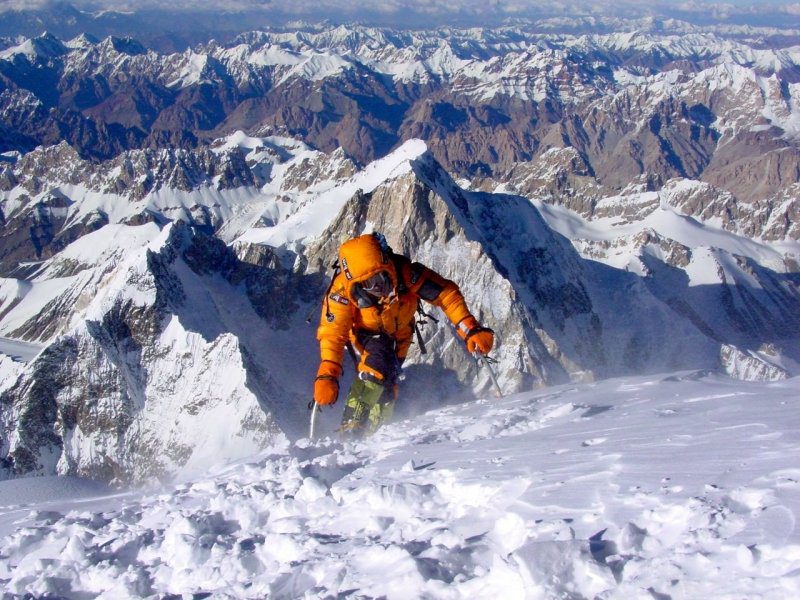فقط سه کوهنورد، عضو واقعی باشگاه هشت هزار متری ها هستند
