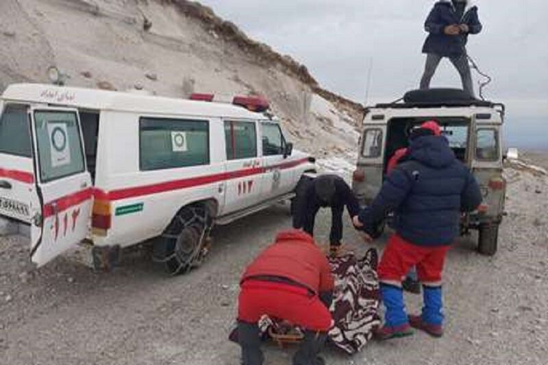 جستجوی امدادگران برای نجات کوهنوردان در دماوند ادامه دارد