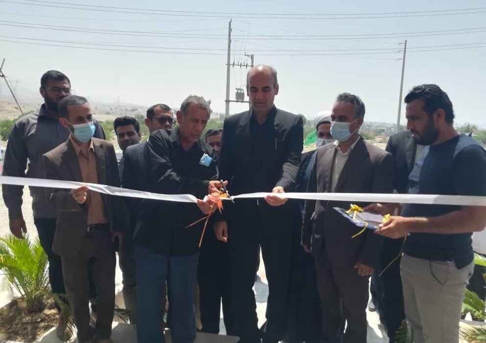 افتتاح و آغاز بهره‌برداری سالن ورزشی چندمنظوره شهید سلیمانی برکه چوپان با اعلام وزیر نفت