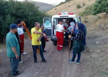 نجات کوهنورد ۵۲ ساله در منطقه گیزلی‌مشه مشگین‌شهر