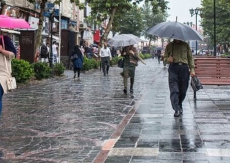 بارش باران در پایتخت/کاهش دما از فردا