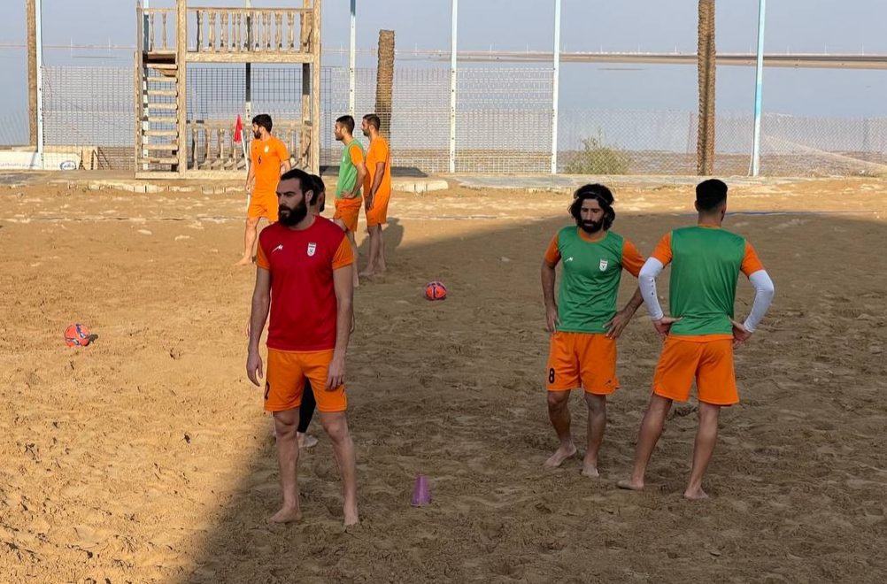 آغاز دومین مرحله اردوی تیم ملی فوتبال ساحلی در بوشهر