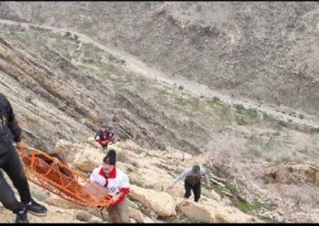 یک نفر در گچساران براثر سقوط از کوه جان باخت