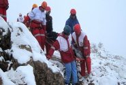 ۲۵ ساعت عملیات برای نجات کوهنورد مصدوم