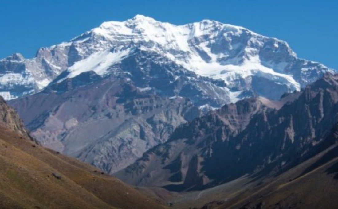 ارتفاعات «آکونکاگوا»  و سومین کوهنورد جان‌باخته  در یک فصل!
