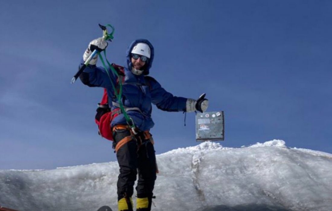 صعود زمستانی کوهنورد گیلانی به قله «آرارات»