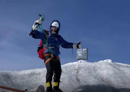 صعود زمستانی کوهنورد گیلانی به قله «آرارات»