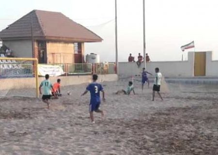 ناظر فدراسیون فوتبال ورزشگاه ساحلی گناوه را برای میزبانی لیگ کشور تائید کرد
