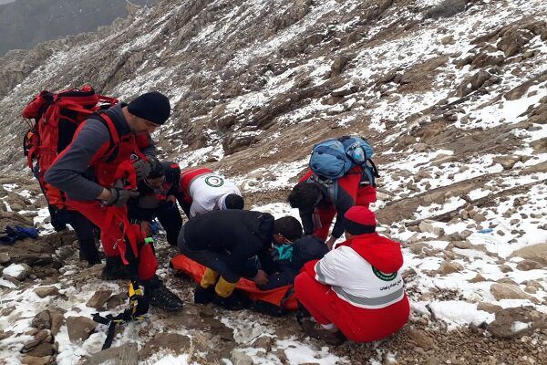 حادثه در کوه پراو یک کشته و یک مصدوم برجا گذاشت