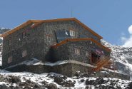 الزام رزرو قرارگاه‌های کوهستانی / قابل توجه علاقمندان به کوهنوردی برای استفاده از خدمات پناهگاه‌های فدراسیون کوهنوردی