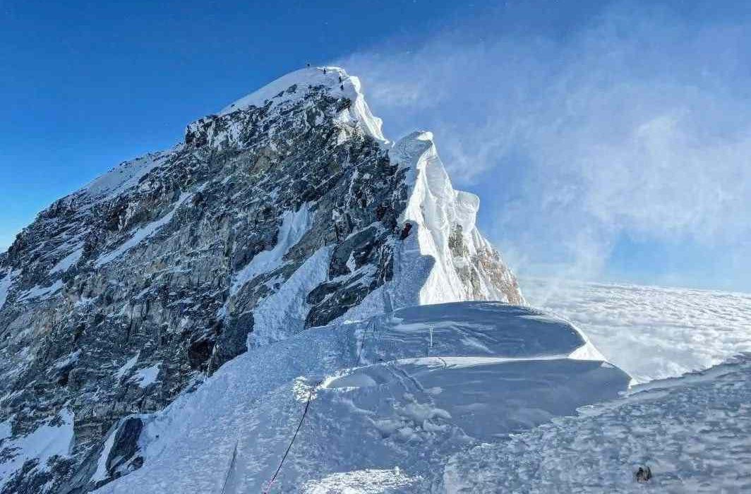 “عطسه های یخزده کوهنوردان در اورست”