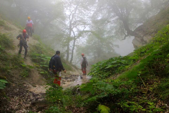 پیدا شدن گروه ۱۷ نفره کوهنوردی در ارتفاعات لنگرود