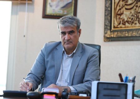از مدیرعامل سپاهان تعجب می‌کنم/ خربزه خوردند پای لرزش هم بنشینند!