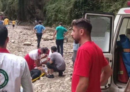 پدر و دختر اراکی در آبشار مازندران غرق شدند