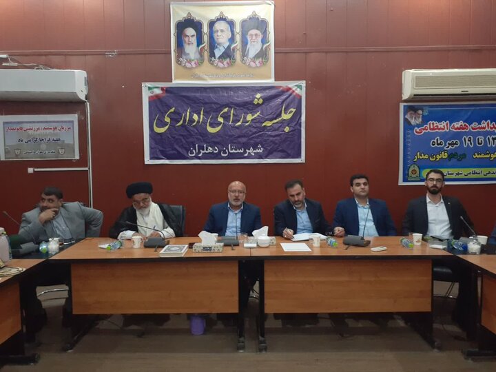 استفاده از نیروهای بومی اولویت شرکتهای نفتی دهلران باشد