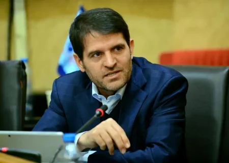 ۲۰ درصد از صنعت پتروشیمی کشور فعال نیست