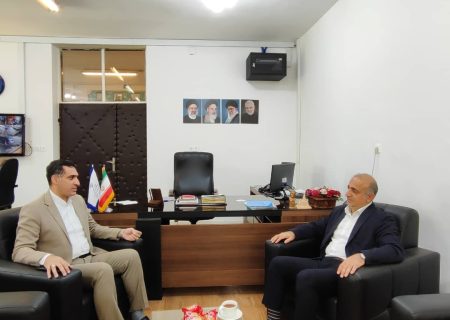 بهبود شرایط زندگی ساکنان جزیره خارگ با جدیت دنبال می‌شود