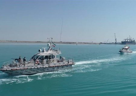 توقیف ۱۰ شناور کالای خارجی در خلیج فارس
