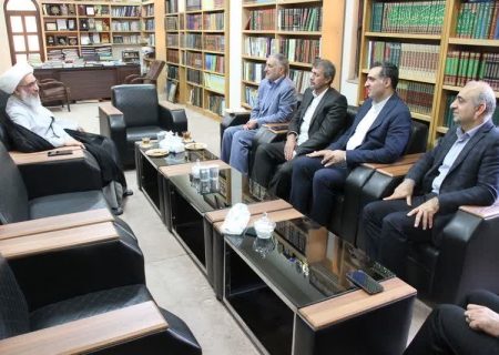 تاکید امام جمعه بوشهر بر توجه به پدافند عامل و غیرعامل جزیره خارگ