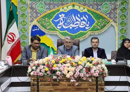 انقلاب اسلامی عزت و هویت واقعی به زنان بخشید