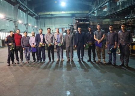 نیروهای برق جزیره خارگ تجلیل شدند