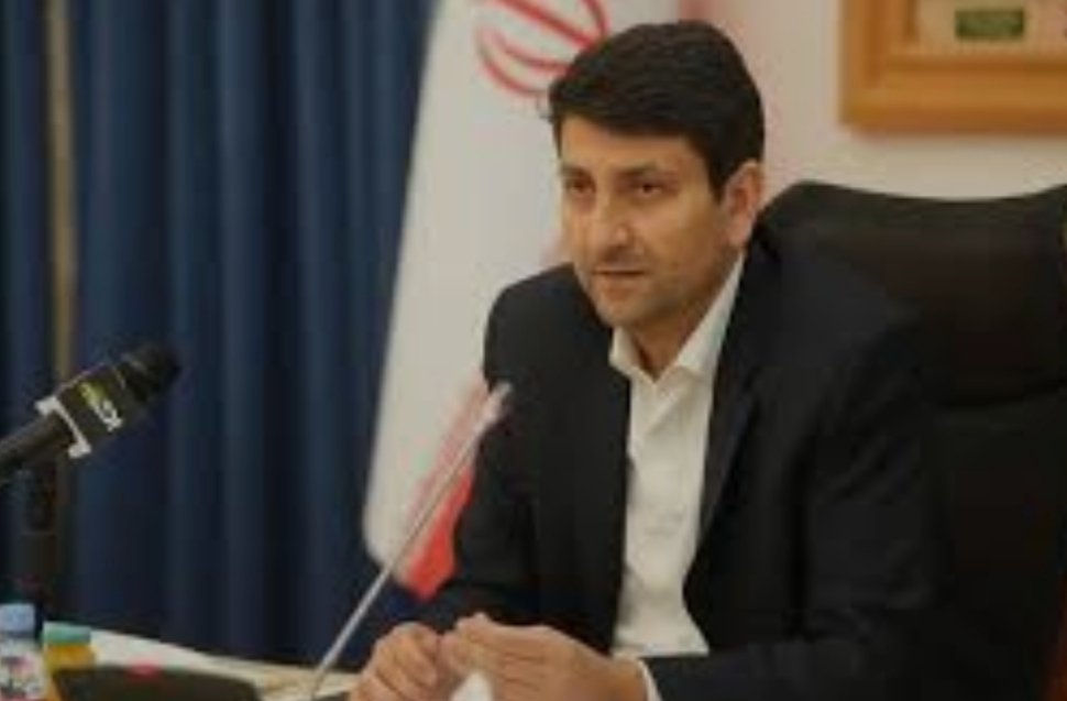 بابت هر لیتر بنزین ۴۰ هزار تومان یارانه پرداخت می‌کنیم/ در شرایط فعلی قرار نیست بنزین گران شود