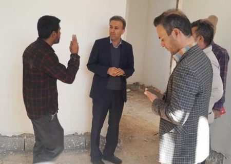 دادستان تنگستان به پروژه نهضت مسکن ملی شهر اهرم ورود کرد