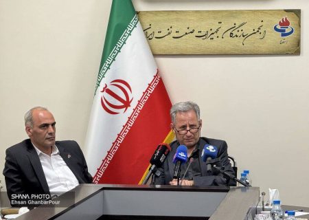 تشکیل کنسرسیوم‌های صادراتی برای حضور در بازارهای جهانی